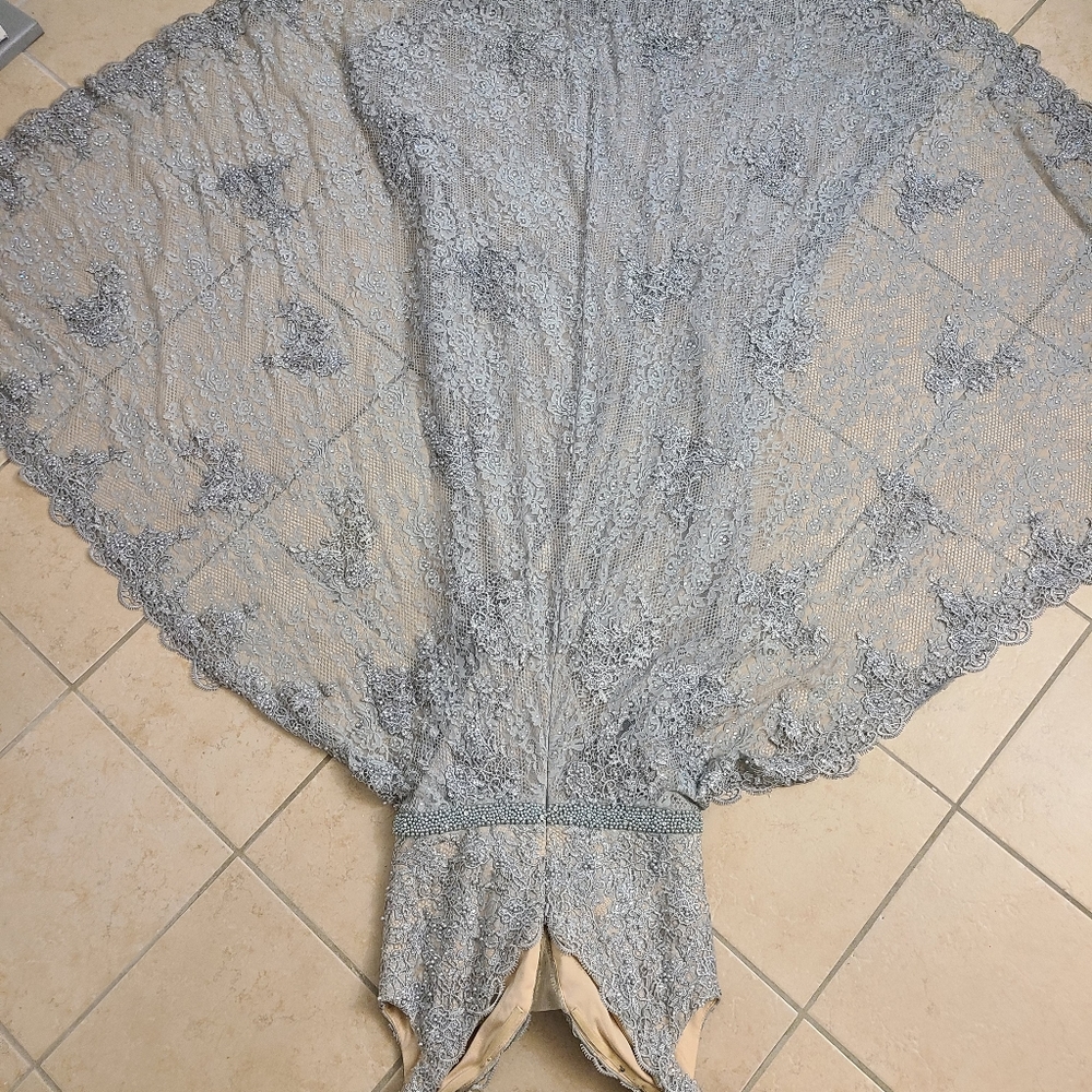 Dress - Picture 12 of 12